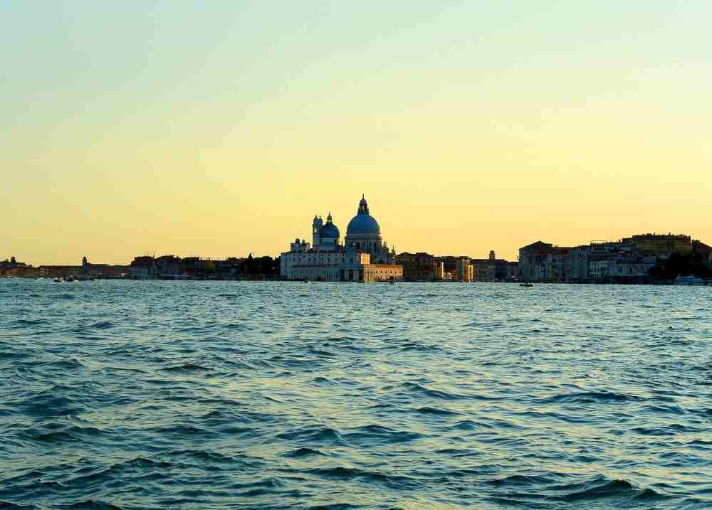 going from mestre to venice by bike - venice insider guide (Sarah Lötscher da Pixabay)