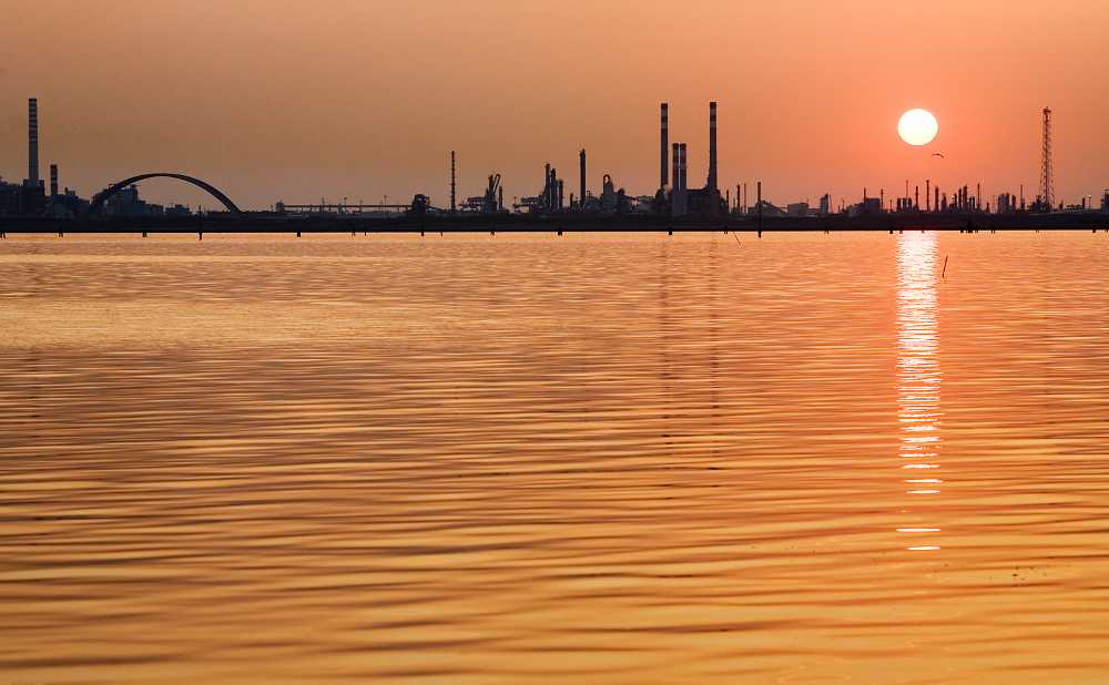 panorama of mestre marghera from venice (© Jorge Royan / http://www.royan.com.ar)
