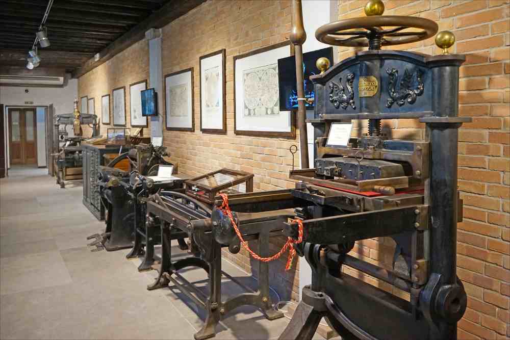 museum of the printing press in san lazzaro 