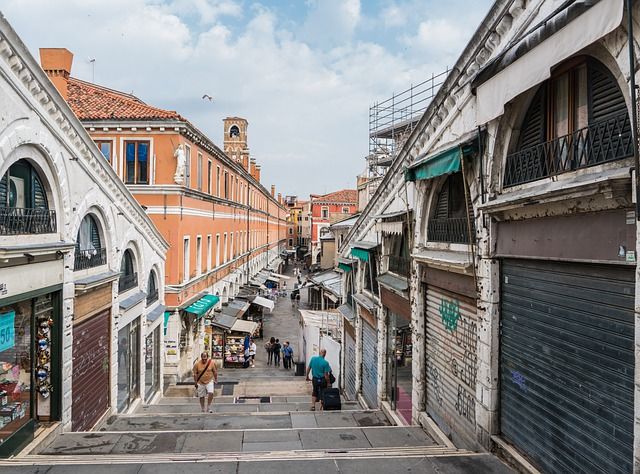 how to go to the rialto market in venice (Michelle Raponi da Pixabay )