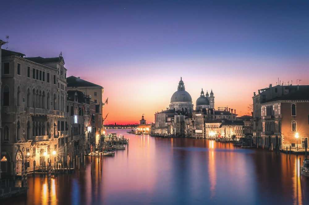 central nave of the church of madonna della salute in venice (keaganbadenhorst da Pixabay )