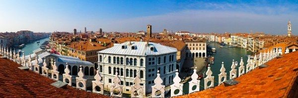 The view from the panoramic terrace of Fondaco dei Tedeschi