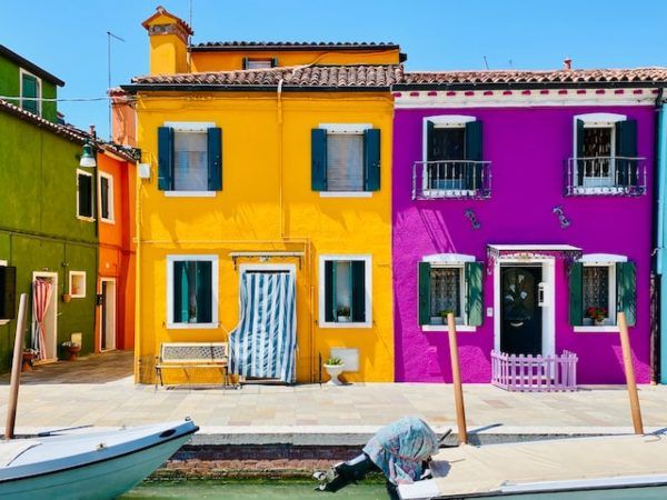 burano best season to come - https://unsplash.com/photos/jkLkwRVXaro