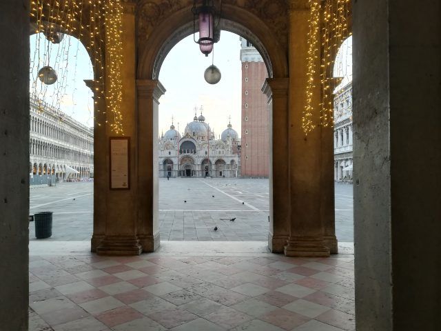 christmas in venice