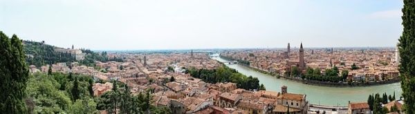 verona, great idea for day trips from venezia - Foto di Felix da Pixabay 