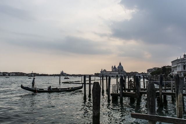 beautiful vistas of venice - favourite view - venice view - https://pixabay.com/it/photos/italia-venezia-palazzo-ducale-6735336/