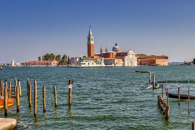 venice best viewpoints - https://pixabay.com/it/photos/venezia-italia-acqua-architettura-4756389/