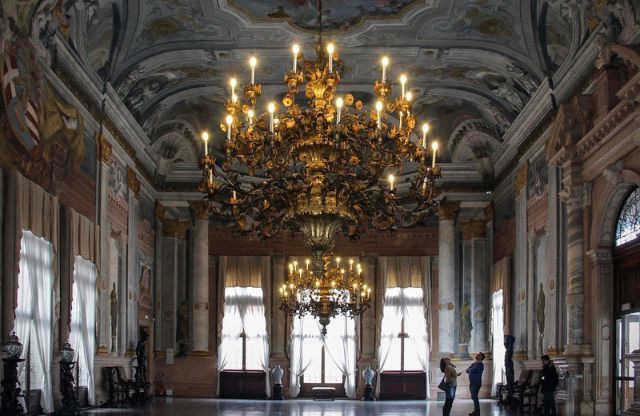 ball room of ca rezzonico venice