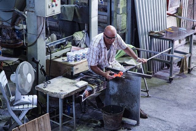 murano glass production - https://unsplash.com/photos/lcroPps6AX4