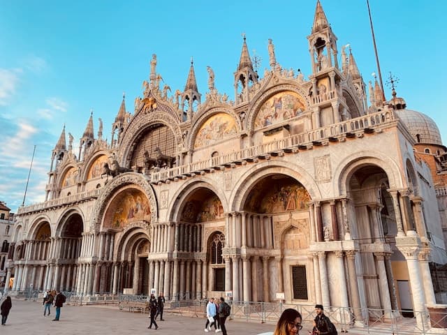 the basilica dedicated to st mark the evangelist https://unsplash.com/photos/WWhjQ62Sm1o