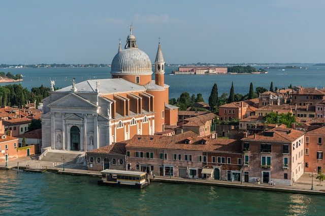 Venice 2024 entry fee approved ticket 5 euros