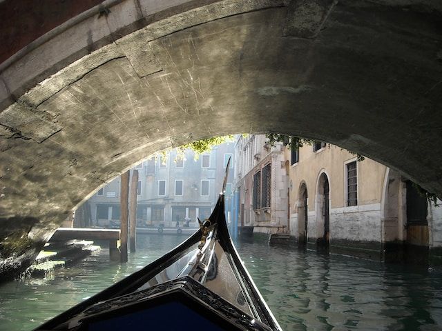 Speed control Canals Venice