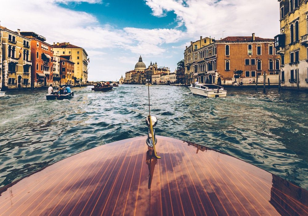 Speed control Canals Venice