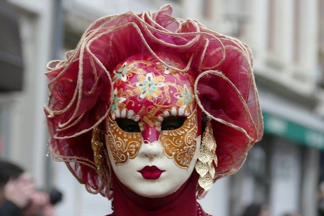 Venice Carnival traditions