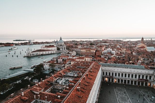Save money on the Venice access fee