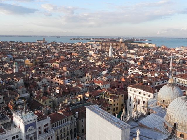 Best Hostels in Venice 2026