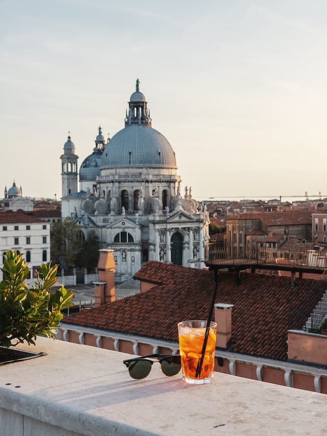 Happy Hour in Venice Italy: savor the true spirit of the city