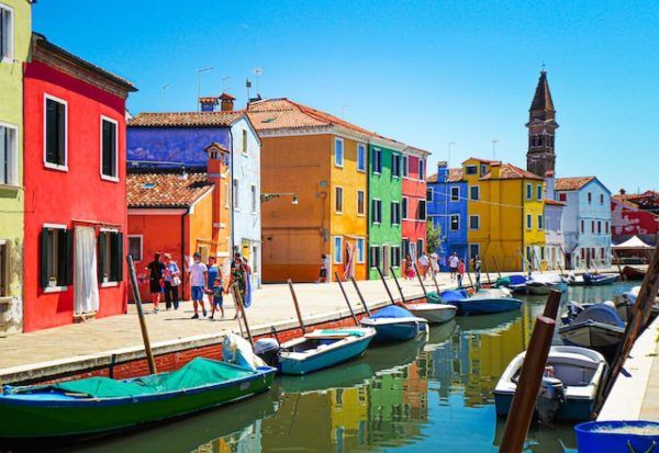 What to do and visit in Burano: 7 top attractions you cannot miss