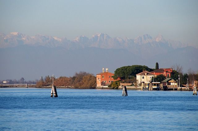 A day trip from Venice to the Dolomites: how to get there