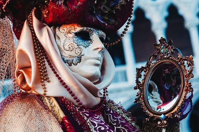 Venice Carnival enters the metaverse: how to participate
