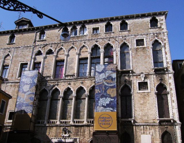 Palazzo Fortuny: the Gothic house museum in the heart of Venice