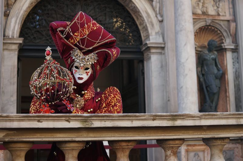 Venice Carnival 2024 tribute to Marco Polo