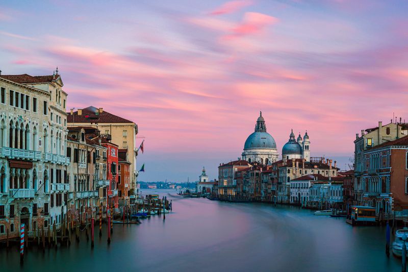 Rolling Venice Card: Freedom, siscounts, and benefits for young travelers