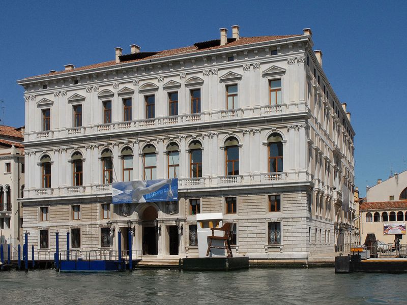 Palazzo Grassi Venice: the complete guide